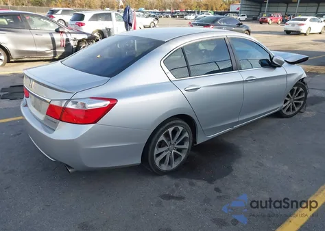 2015 Honda Accord Sport z USA, uszkodzony, nr VIN 1HGCR2F56FA030884